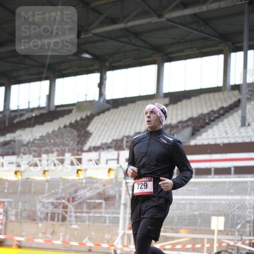 07.12.2025 - St. Pauli X-Mass-Run No. 15 Patografie http://msf.ph/oto/9371031 07.12.2025 11:38:46 Ziel 453, 729, 1133, 1318, 1601, 1605, 1606, 2010, 2011, 2099, 2815, 2816, 3365, 3367, 3508 meine-sportfotos.de