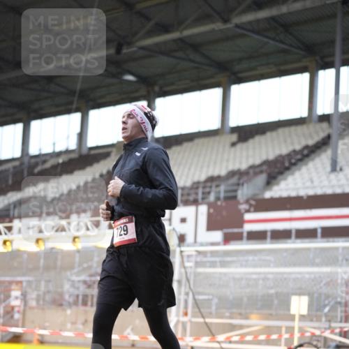 07.12.2025 - St. Pauli X-Mass-Run No. 15 Patografie http://msf.ph/oto/9371035 07.12.2025 11:38:46 Ziel 453, 729, 1133, 1318, 1601, 1605, 1606, 2010, 2011, 2099, 2815, 2816, 3365, 3367, 3508 meine-sportfotos.de