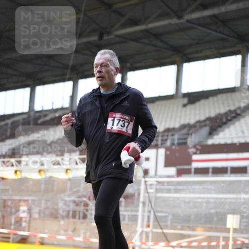 07.12.2025 - St. Pauli X-Mass-Run No. 15 Patografie http://msf.ph/oto/9371043 07.12.2025 11:38:56 Ziel 729, 1737, 2010, 2011, 2602, 3357 meine-sportfotos.de
