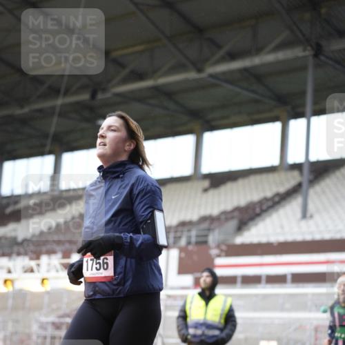 07.12.2025 - St. Pauli X-Mass-Run No. 15 Patografie http://msf.ph/oto/9371115 07.12.2025 11:40:22 Ziel 1756, 2144, 2713, 3554, 3824, 3825, 3850 meine-sportfotos.de