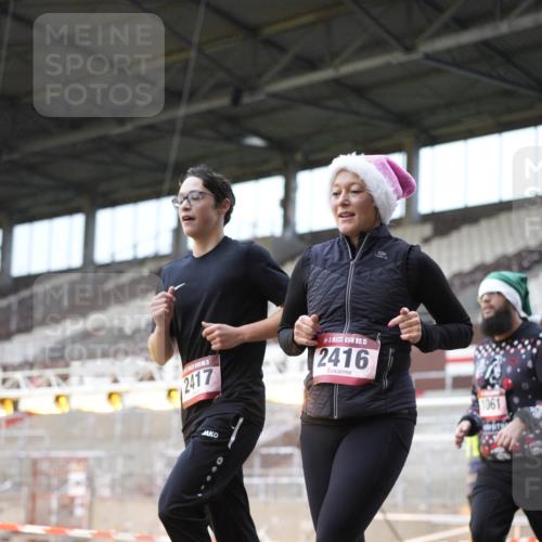 07.12.2025 - St. Pauli X-Mass-Run No. 15 Patografie http://msf.ph/oto/9371122 07.12.2025 11:40:30 Ziel 52, 1061, 1756, 2144, 2416, 2417, 2713, 3554, 3824, 3825, 3850 meine-sportfotos.de