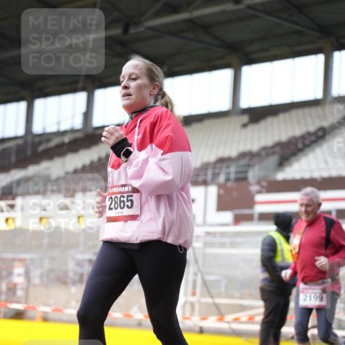 07.12.2025 - St. Pauli X-Mass-Run No. 15 Patografie http://msf.ph/oto/9371139 07.12.2025 11:40:40 Ziel 52, 726, 727, 1061, 1277, 2199, 2416, 2417, 2865, 2976, 3592, 4608 meine-sportfotos.de