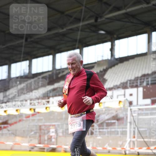 07.12.2025 - St. Pauli X-Mass-Run No. 15 Patografie http://msf.ph/oto/9371143 07.12.2025 11:40:41 Ziel 52, 726, 727, 1061, 1277, 2199, 2416, 2417, 2865, 2976, 3592, 3619, 4608 meine-sportfotos.de