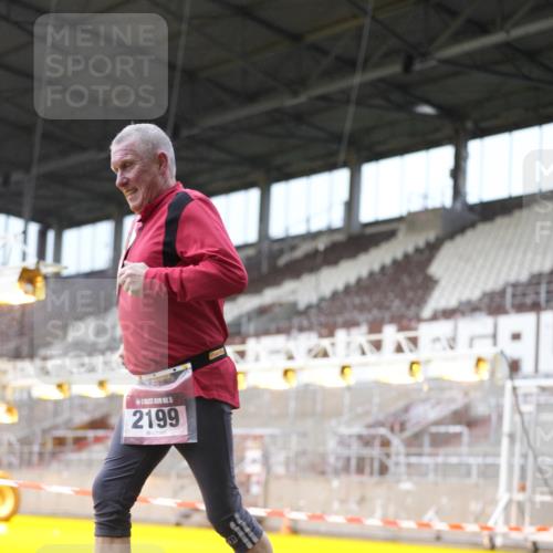 07.12.2025 - St. Pauli X-Mass-Run No. 15 Patografie http://msf.ph/oto/9371146 07.12.2025 11:40:41 Ziel 52, 726, 727, 1061, 1277, 2199, 2416, 2417, 2865, 2976, 3592, 3619, 4608 meine-sportfotos.de