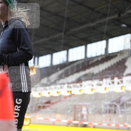 07.12.2025 - St. Pauli X-Mass-Run No. 15 Patografie http://msf.ph/oto/9371152 07.12.2025 11:40:42 Ziel 52, 726, 727, 1061, 1277, 2199, 2416, 2417, 2865, 2976, 3592, 3619, 4608 meine-sportfotos.de