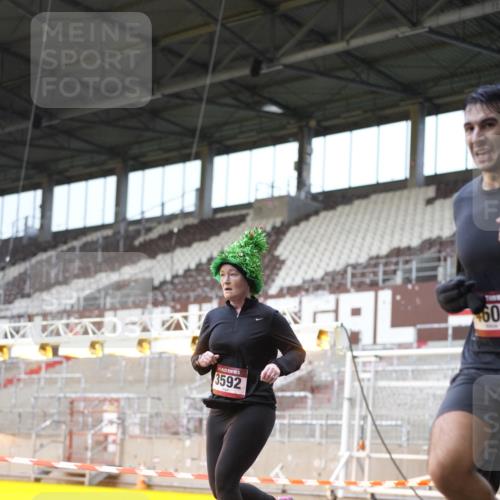 07.12.2025 - St. Pauli X-Mass-Run No. 15 Patografie http://msf.ph/oto/9371159 07.12.2025 11:40:45 Ziel 52, 726, 727, 1061, 1277, 2199, 2294, 2416, 2417, 2425, 2865, 2947, 2976, 3259, 3592, 3619, 4608 meine-sportfotos.de