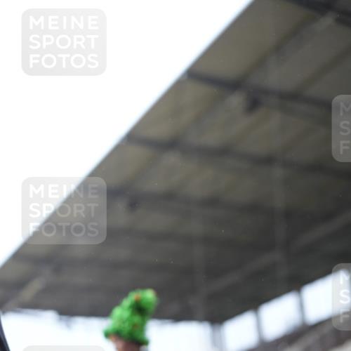 07.12.2025 - St. Pauli X-Mass-Run No. 15 Patografie http://msf.ph/oto/9371163 07.12.2025 11:40:46 Ziel 52, 726, 727, 1061, 1277, 2199, 2292, 2294, 2425, 2865, 2947, 2976, 3259, 3592, 3619, 4608 meine-sportfotos.de