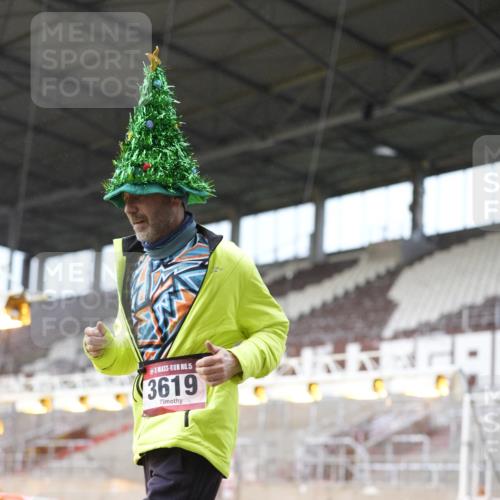 07.12.2025 - St. Pauli X-Mass-Run No. 15 Patografie http://msf.ph/oto/9371166 07.12.2025 11:40:47 Ziel 52, 726, 727, 1277, 2199, 2292, 2294, 2425, 2865, 2947, 2976, 3259, 3592, 3619, 4608 meine-sportfotos.de