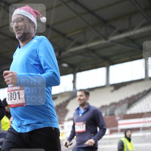 07.12.2025 - St. Pauli X-Mass-Run No. 15 Patografie http://msf.ph/oto/9371230 07.12.2025 11:41:30 Ziel 1801, 2465, 2466, 2470, 2471, 2476, 2479, 2491, 3153, 3204, 3393, 3505, 3532, 3555, 3732, 3755, 3757, 3764, 3784 meine-sportfotos.de
