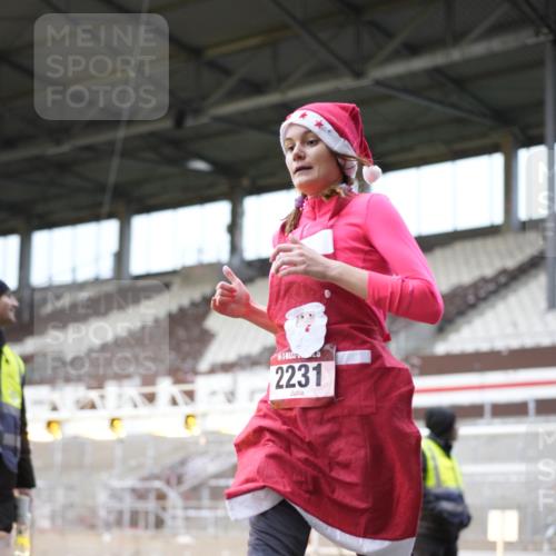 07.12.2025 - St. Pauli X-Mass-Run No. 15 Patografie http://msf.ph/oto/9371238 07.12.2025 11:41:37 Ziel 1801, 2231, 2435, 3222, 3393, 3479, 3532, 3555, 3732, 3755, 3757, 3764, 3784 meine-sportfotos.de