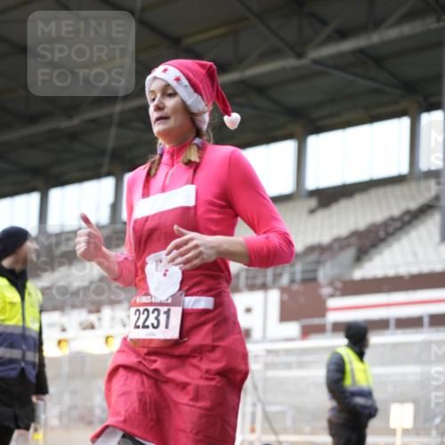 07.12.2025 - St. Pauli X-Mass-Run No. 15 Patografie http://msf.ph/oto/9371240 07.12.2025 11:41:37 Ziel 1801, 2231, 2435, 3222, 3393, 3479, 3532, 3555, 3732, 3755, 3757, 3764, 3784 meine-sportfotos.de