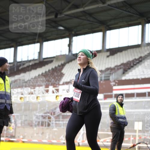 07.12.2025 - St. Pauli X-Mass-Run No. 15 Patografie http://msf.ph/oto/9371306 07.12.2025 11:42:18 Ziel 1288, 3810, 3903, 3905, 3906, 3908, 4600, 4606, 4614 meine-sportfotos.de