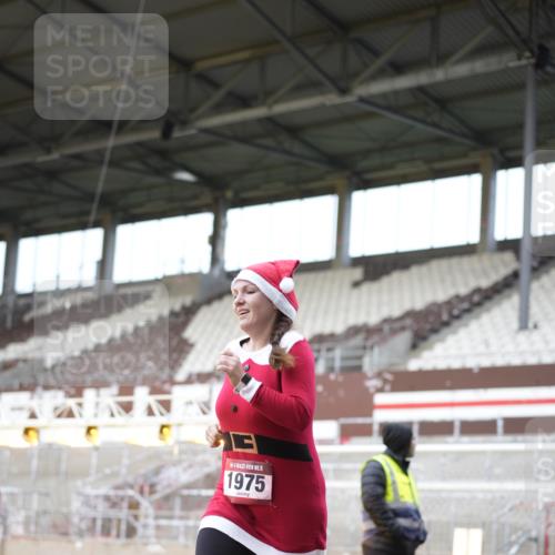 07.12.2025 - St. Pauli X-Mass-Run No. 15 Patografie http://msf.ph/oto/9371345 07.12.2025 11:42:45 Ziel 158, 172, 320, 323, 652, 1975, 3425, 3435, 3576, 3579, 3663, 3672, 3953, 3964, 3965 meine-sportfotos.de