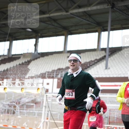 07.12.2025 - St. Pauli X-Mass-Run No. 15 Patografie http://msf.ph/oto/9371349 07.12.2025 11:42:47 Ziel 158, 172, 320, 323, 652, 1975, 3425, 3435, 3576, 3579, 3663, 3672, 3953, 3964, 3965 meine-sportfotos.de