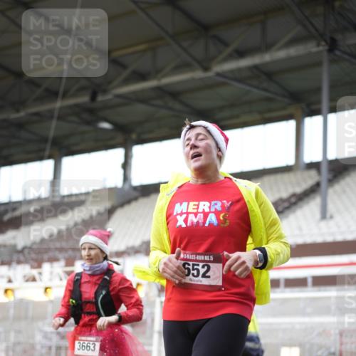 07.12.2025 - St. Pauli X-Mass-Run No. 15 Patografie http://msf.ph/oto/9371355 07.12.2025 11:42:48 Ziel 158, 172, 320, 323, 652, 1975, 3425, 3435, 3576, 3579, 3663, 3672, 3953, 3964, 3965 meine-sportfotos.de