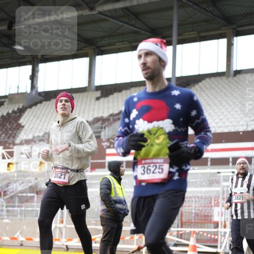 07.12.2025 - St. Pauli X-Mass-Run No. 15 Patografie http://msf.ph/oto/9371373 07.12.2025 11:43:06 Ziel 1, 2230, 2669, 3621, 3622, 3623, 3625, 3827, 4604, 4817, 4828, 4842, 5001, 5002 meine-sportfotos.de