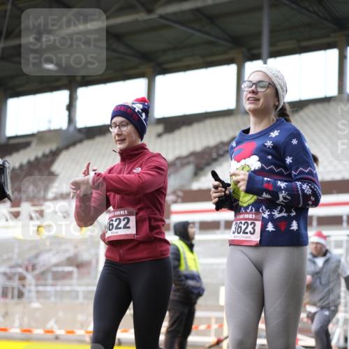 07.12.2025 - St. Pauli X-Mass-Run No. 15 Patografie http://msf.ph/oto/9371384 07.12.2025 11:43:08 Ziel 1, 2230, 2669, 3621, 3622, 3623, 3625, 3676, 3827, 4604, 4817, 4828, 4842, 5001, 5002 meine-sportfotos.de