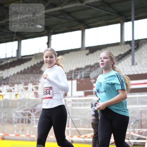 07.12.2025 - St. Pauli X-Mass-Run No. 15 Patografie http://msf.ph/oto/9371473 07.12.2025 11:43:49 Ziel 71, 1949, 1950, 2084, 2116, 2441, 2586, 2600, 2971, 3403, 3404, 3447, 3453, 3465, 3466, 3467, 3733, 3735, 3769, 3882, 3884 meine-sportfotos.de
