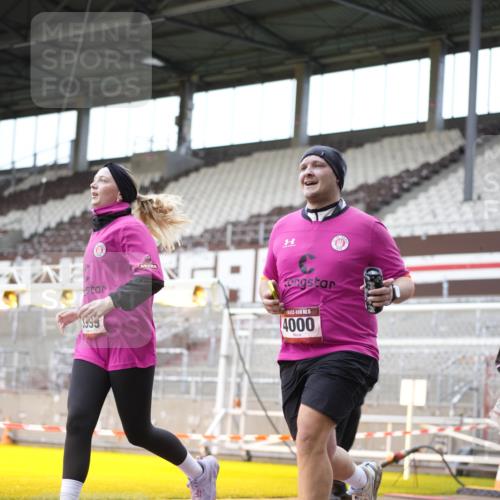 07.12.2025 - St. Pauli X-Mass-Run No. 15 Patografie http://msf.ph/oto/9371503 07.12.2025 11:44:08 Ziel 365, 999, 2434, 2436, 3086, 3829, 3830, 3831, 3845, 3919, 3927, 3928, 3929, 4003 meine-sportfotos.de