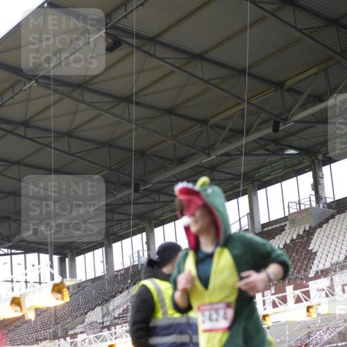 07.12.2025 - St. Pauli X-Mass-Run No. 15 Patografie http://msf.ph/oto/9371531 07.12.2025 11:44:22 Ziel 365, 1933, 2181, 2424, 2436, 3043, 3086, 3168, 3829, 3830, 3831, 3845, 4003 meine-sportfotos.de