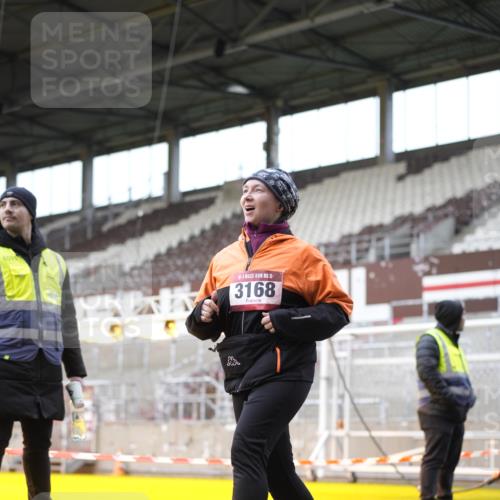07.12.2025 - St. Pauli X-Mass-Run No. 15 Patografie http://msf.ph/oto/9371533 07.12.2025 11:44:24 Ziel 365, 1933, 2181, 2424, 2436, 3043, 3086, 3168, 3829, 3830, 3831, 3930, 4003 meine-sportfotos.de