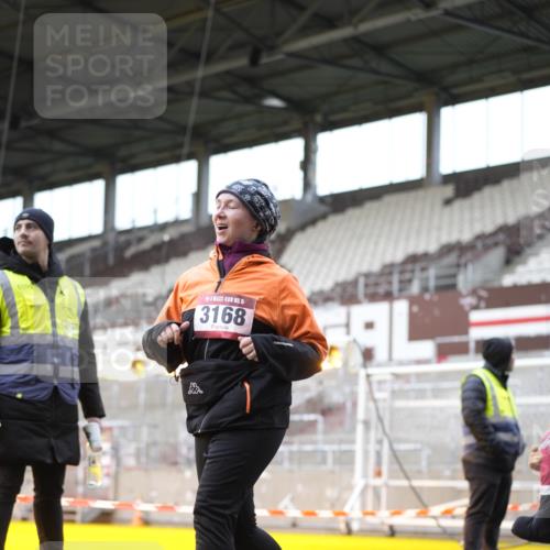 07.12.2025 - St. Pauli X-Mass-Run No. 15 Patografie http://msf.ph/oto/9371534 07.12.2025 11:44:24 Ziel 365, 1933, 2181, 2424, 2436, 3043, 3086, 3168, 3829, 3830, 3831, 3930, 4003 meine-sportfotos.de