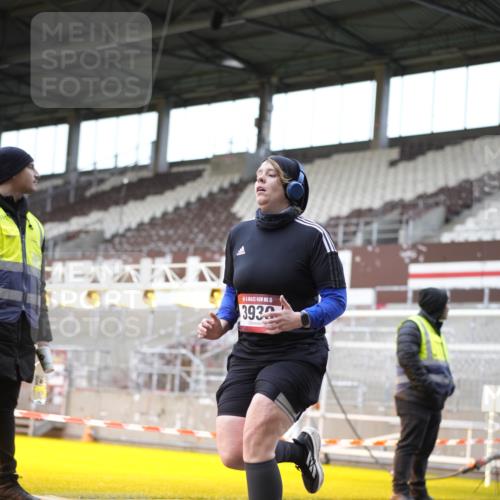 07.12.2025 - St. Pauli X-Mass-Run No. 15 Patografie http://msf.ph/oto/9371542 07.12.2025 11:44:28 Ziel 365, 1933, 1965, 1968, 1972, 2181, 2424, 3043, 3086, 3168, 3930 meine-sportfotos.de