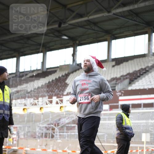 07.12.2025 - St. Pauli X-Mass-Run No. 15 Patografie http://msf.ph/oto/9371565 07.12.2025 11:44:41 Ziel 1281, 1938, 1965, 1968, 1972, 2122, 2156, 2181, 2263, 2644, 3605, 3930 meine-sportfotos.de