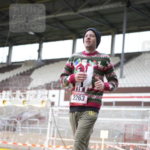 07.12.2025 - St. Pauli X-Mass-Run No. 15 Patografie http://msf.ph/oto/9371571 07.12.2025 11:44:42 Ziel 1281, 1938, 1965, 1968, 1972, 2122, 2156, 2263, 2644, 3605, 3930 meine-sportfotos.de