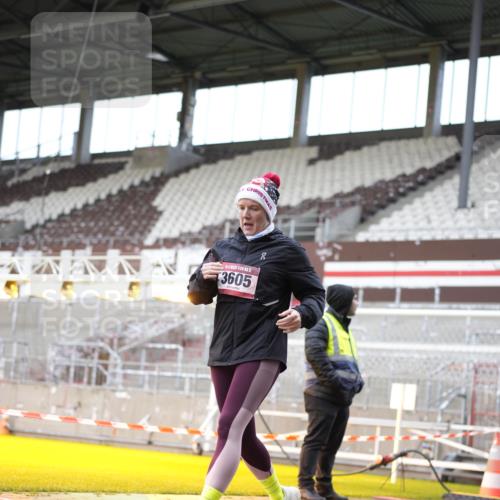 07.12.2025 - St. Pauli X-Mass-Run No. 15 Patografie http://msf.ph/oto/9371575 07.12.2025 11:44:45 Ziel 1281, 1938, 1965, 1968, 1972, 2122, 2156, 2263, 2644, 3605, 3624, 3630 meine-sportfotos.de