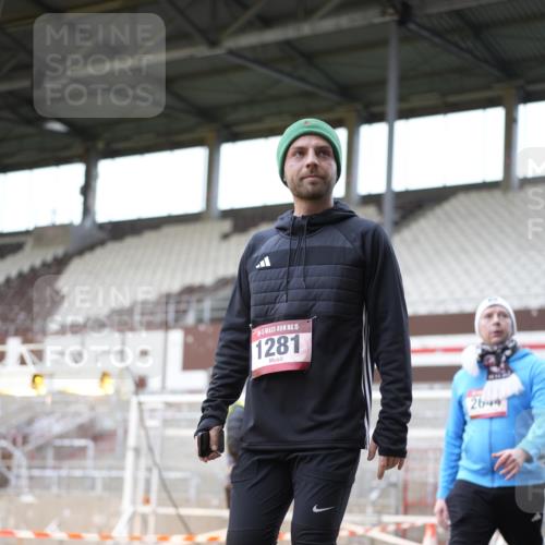 07.12.2025 - St. Pauli X-Mass-Run No. 15 Patografie http://msf.ph/oto/9371581 07.12.2025 11:44:47 Ziel 1281, 1938, 2122, 2156, 2263, 2644, 3553, 3605, 3624, 3630 meine-sportfotos.de
