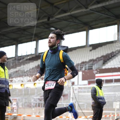 07.12.2025 - St. Pauli X-Mass-Run No. 15 Patografie http://msf.ph/oto/9371638 07.12.2025 11:45:11 Ziel 291, 2372, 2624, 2844, 3485, 3489, 3492, 3529, 3530, 3575, 3578, 3920, 3921 meine-sportfotos.de