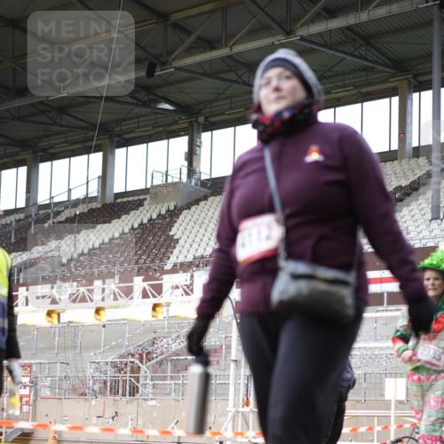 07.12.2025 - St. Pauli X-Mass-Run No. 15 Patografie http://msf.ph/oto/9371671 07.12.2025 11:45:28 Ziel 569, 572, 1324, 2372, 2382, 2385, 3378, 3379, 3573, 3774, 3963, 4058, 4060, 4112 meine-sportfotos.de
