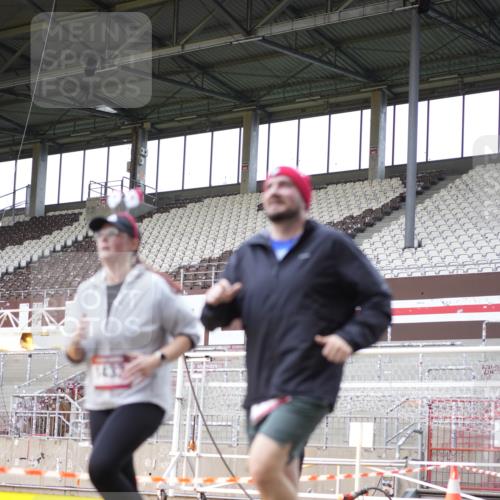 07.12.2025 - St. Pauli X-Mass-Run No. 15 Patografie http://msf.ph/oto/9371760 07.12.2025 11:46:08 Ziel 143, 147, 188, 356, 733, 949, 954, 1058, 1073, 1433, 1454, 2097, 2137, 2437, 2935, 2941, 3523, 3524, 3620 meine-sportfotos.de
