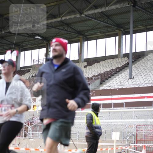 07.12.2025 - St. Pauli X-Mass-Run No. 15 Patografie http://msf.ph/oto/9371764 07.12.2025 11:46:08 Ziel 143, 147, 188, 356, 733, 949, 954, 1058, 1073, 1433, 1454, 2097, 2137, 2437, 2935, 2941, 3523, 3524, 3620 meine-sportfotos.de