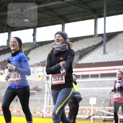 07.12.2025 - St. Pauli X-Mass-Run No. 15 Patografie http://msf.ph/oto/9371772 07.12.2025 11:46:11 Ziel 143, 188, 356, 733, 949, 954, 1058, 1073, 1433, 1454, 2097, 2137, 2437, 2935, 2941, 3523, 3524, 3620 meine-sportfotos.de