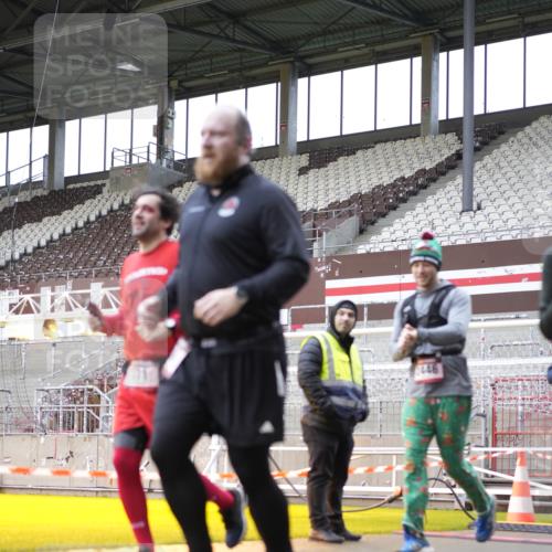07.12.2025 - St. Pauli X-Mass-Run No. 15 Patografie http://msf.ph/oto/9371819 07.12.2025 11:46:43 Ziel 346, 371, 567, 570, 609, 640, 642, 649, 903, 978, 987, 1276, 2179, 2180, 2222, 2347, 2442, 2446, 3525 meine-sportfotos.de