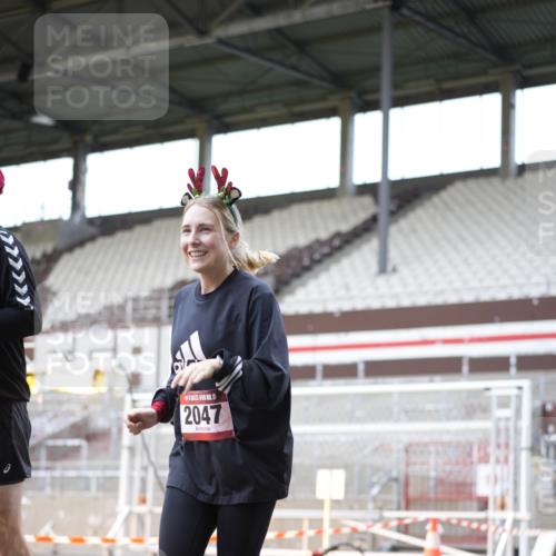07.12.2025 - St. Pauli X-Mass-Run No. 15 Patografie http://msf.ph/oto/9371866 07.12.2025 11:46:54 Ziel 346, 371, 567, 570, 609, 640, 642, 645, 647, 649, 903, 978, 987, 1881, 1882, 2047, 2114, 2179, 2180, 2182, 2222, 2347, 2442, 2446, 2798, 2928, 3010, 3210, 3525, 3777, 3924, 3925, 3961 meine-sportfotos.de