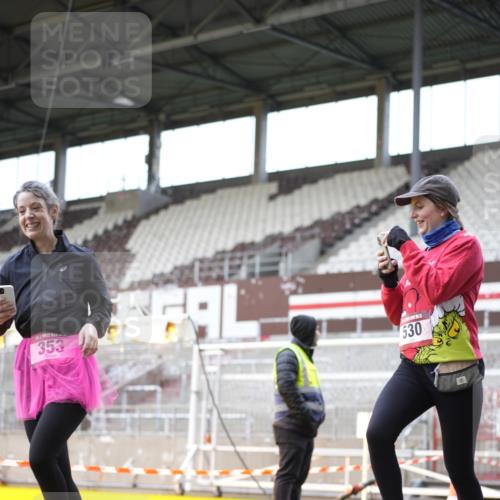 07.12.2025 - St. Pauli X-Mass-Run No. 15 Patografie http://msf.ph/oto/9371870 07.12.2025 11:47:00 Ziel 353, 530, 567, 570, 609, 640, 645, 647, 978, 1881, 1882, 2047, 2114, 2182, 2222, 2347, 2798, 2928, 3010, 3210, 3215, 3216, 3420, 3525, 3777, 3924, 3925, 3948, 3949, 3961, 5004 meine-sportfotos.de