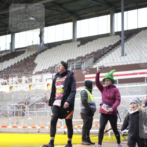 07.12.2025 - St. Pauli X-Mass-Run No. 15 Patografie http://msf.ph/oto/9371885 07.12.2025 11:47:05 Ziel 353, 530, 614, 898, 900, 901, 992, 1881, 1882, 2047, 2114, 2182, 2568, 2798, 2928, 3010, 3210, 3215, 3216, 3420, 3641, 3777, 3948, 3949, 3961, 5004 meine-sportfotos.de