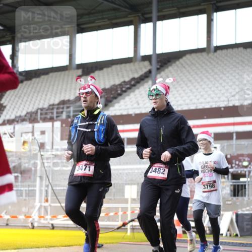 07.12.2025 - St. Pauli X-Mass-Run No. 15 Patografie http://msf.ph/oto/9371908 07.12.2025 11:47:12 Ziel 353, 530, 614, 898, 900, 901, 992, 2221, 2223, 2568, 3215, 3216, 3420, 3471, 3482, 3641, 3798, 3800, 3948, 3949, 4883, 5004 meine-sportfotos.de