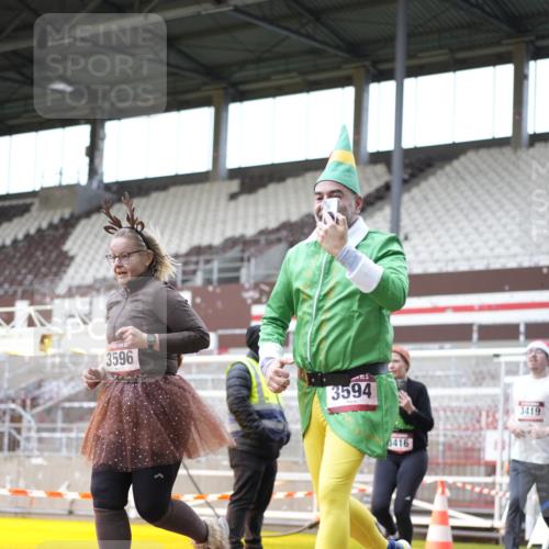 07.12.2025 - St. Pauli X-Mass-Run No. 15 Patografie http://msf.ph/oto/9371920 07.12.2025 11:47:19 Ziel 614, 898, 900, 901, 930, 992, 2221, 2223, 2568, 3215, 3416, 3419, 3420, 3430, 3471, 3482, 3594, 3596, 3641, 3798, 3800, 3948, 4883, 5004 meine-sportfotos.de