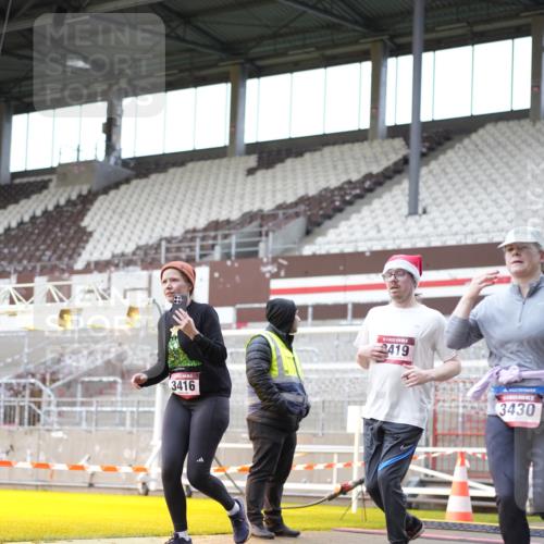 07.12.2025 - St. Pauli X-Mass-Run No. 15 Patografie http://msf.ph/oto/9371923 07.12.2025 11:47:20 Ziel 614, 898, 900, 901, 930, 992, 2221, 2223, 2568, 3416, 3419, 3420, 3430, 3471, 3482, 3594, 3596, 3641, 3798, 3800, 4883 meine-sportfotos.de