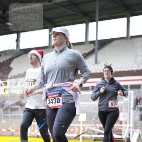07.12.2025 - St. Pauli X-Mass-Run No. 15 Patografie http://msf.ph/oto/9371929 07.12.2025 11:47:21 Ziel 614, 898, 900, 901, 930, 992, 2221, 2223, 2568, 3416, 3419, 3430, 3471, 3482, 3594, 3596, 3641, 3754, 3770, 3798, 3800, 4883 meine-sportfotos.de