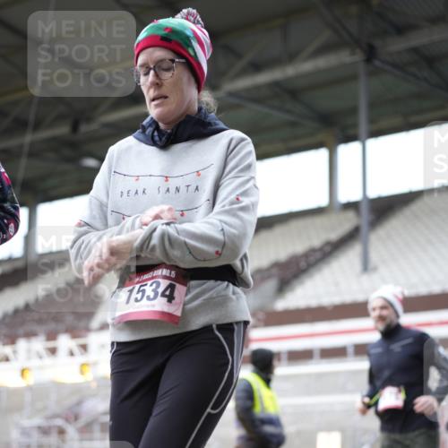 07.12.2025 - St. Pauli X-Mass-Run No. 15 Patografie http://msf.ph/oto/9371987 07.12.2025 11:47:43 Ziel 107, 121, 125, 131, 237, 245, 254, 1032, 1534, 1539, 1540, 1622, 1951, 2381, 2384, 2451, 2452, 2475, 2516, 3225, 3227, 4425, 4427 meine-sportfotos.de