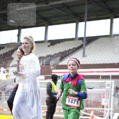 07.12.2025 - St. Pauli X-Mass-Run No. 15 Patografie http://msf.ph/oto/9372026 07.12.2025 11:47:53 Ziel 724, 796, 1032, 1471, 1474, 1534, 1539, 1597, 1622, 1951, 2381, 2384, 2451, 2452, 2475, 2516, 2842, 3225, 3227, 3312, 3313, 4425, 4427 meine-sportfotos.de