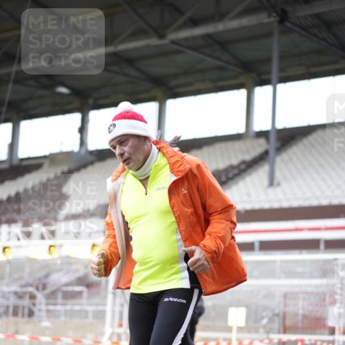 07.12.2025 - St. Pauli X-Mass-Run No. 15 Patografie http://msf.ph/oto/9372054 07.12.2025 11:48:03 Ziel 207, 724, 796, 1471, 1474, 1597, 2516, 2842, 3312, 3313, 3542, 3545, 3547, 3602, 4425, 4427 meine-sportfotos.de