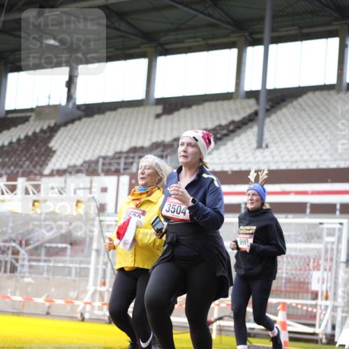 07.12.2025 - St. Pauli X-Mass-Run No. 15 Patografie http://msf.ph/oto/9372062 07.12.2025 11:48:11 Ziel 207, 990, 3504, 3528, 3542, 3545, 3547, 3602, 3635, 3638, 3657 meine-sportfotos.de