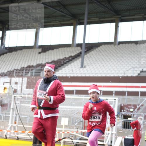 07.12.2025 - St. Pauli X-Mass-Run No. 15 Patografie http://msf.ph/oto/9372078 07.12.2025 11:48:15 Ziel 207, 990, 3504, 3528, 3542, 3545, 3547, 3602, 3635, 3638, 3657 meine-sportfotos.de