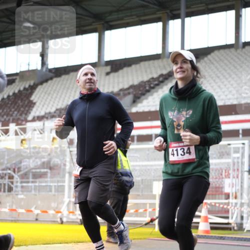 07.12.2025 - St. Pauli X-Mass-Run No. 15 Patografie http://msf.ph/oto/9372109 07.12.2025 11:48:29 Ziel 616, 732, 1891, 1911, 1926, 1927, 2008, 2432, 3023, 3388, 3635, 3638, 3646, 3657, 4134, 4423, 4424, 4426, 4477, 4480 meine-sportfotos.de
